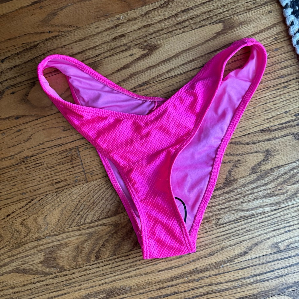 Make heads turn ! 4 pc dark neon TiniBikini Vibrant Pink Bikini + Cover Up Set s - Picture 7 of 16